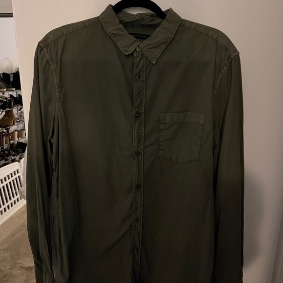 French Connection.Army Green. Size Large. Regular Fit - Picture 1 of 2